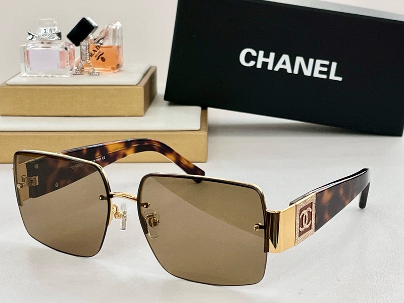 Chanel Sunglasses 216